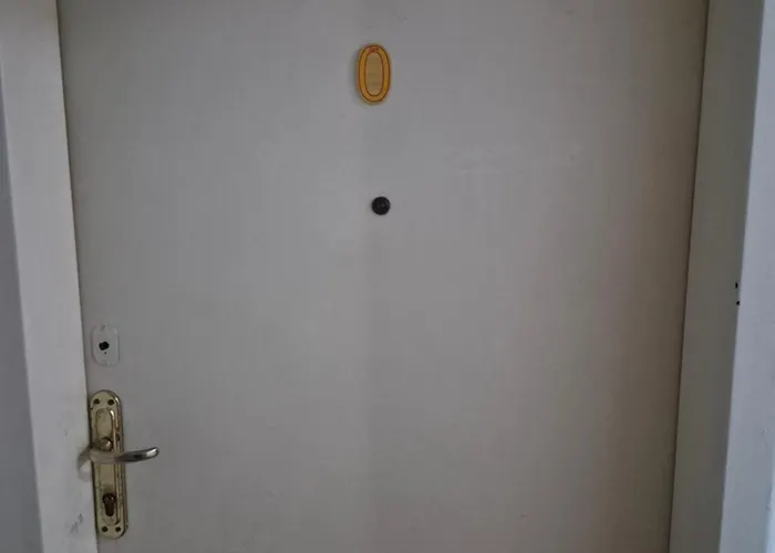 Central Tirana Stay Habitación en casa particular Tirana